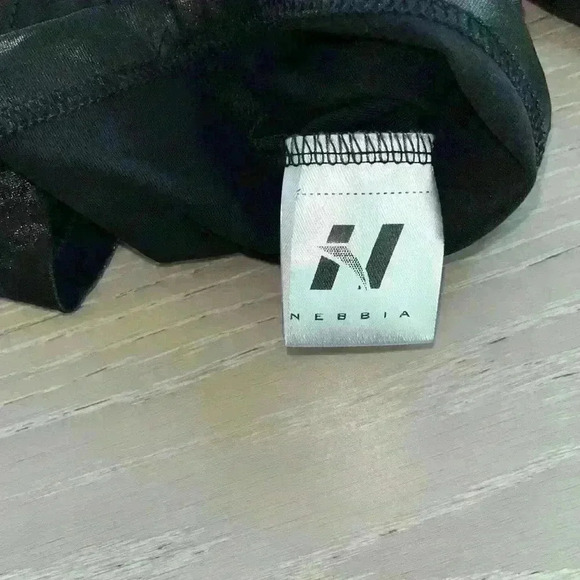 NWT Nebbia Sandra d black crop top SZ M - Picture 8 of 9